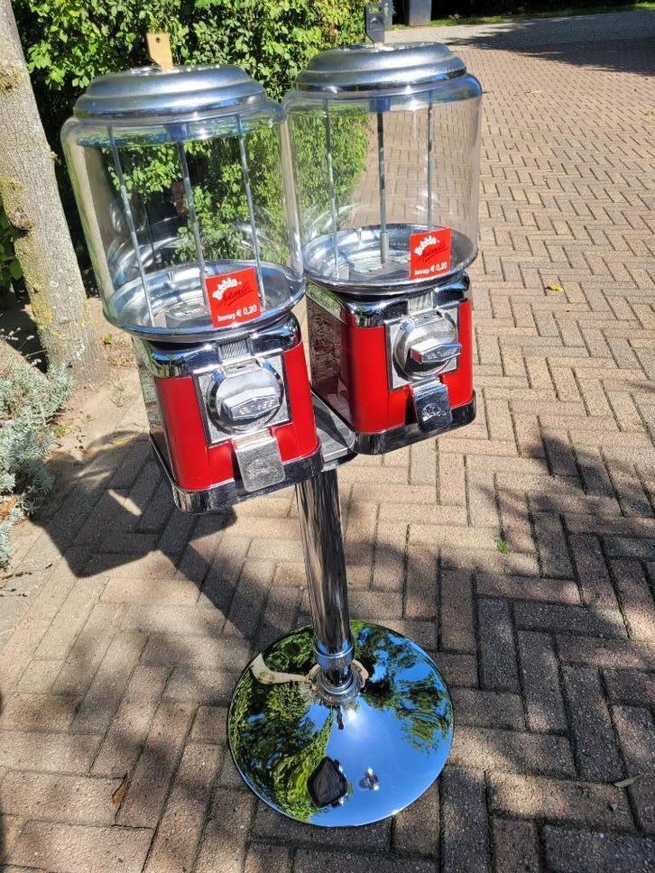 2 BEAVER kauwgomballen pinda automaten poot fifties sixties, Verzamelen, Automaten | Overige, Zo goed als nieuw, Ophalen