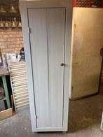Stoere wit geverfde houten kledingkast, Ophalen of Verzenden, Zo goed als nieuw, 50 tot 75 cm, 150 tot 200 cm
