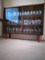 Glazenkast, Ophalen, Met plank(en), Gebruikt, 100 tot 150 cm
