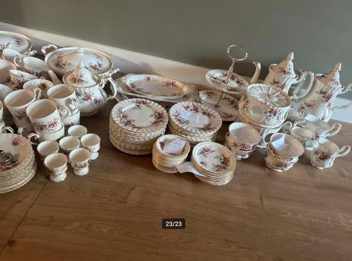 Royal Albert | Servies | Set | Porselein | Lavender Rose, Antiek en Kunst, Antiek | Servies compleet, Ophalen
