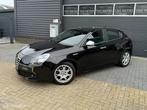 Alfa Romeo Giulietta 1.4 T Limited Business Executive Automa, Zwart, 4 cilinders, Leder en Stof, Zwart