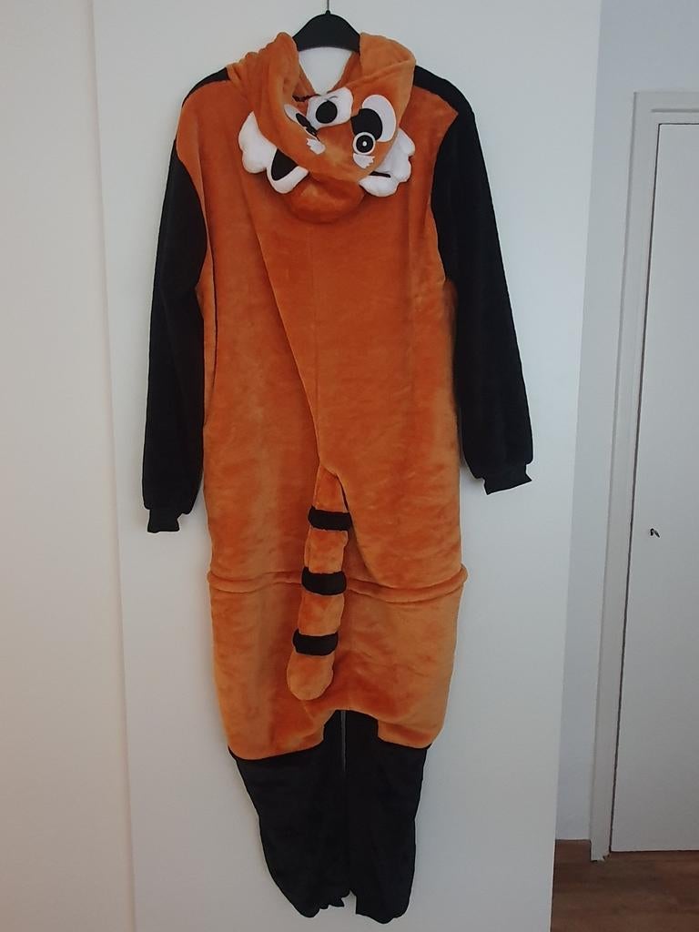 Leuke Rode Panda Onesie, Ophalen of Verzenden, Zo goed als nieuw