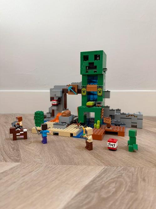 LEGO Minecraft 21155 – De Creepermijn (The Creeper Mine), Kinderen en Baby's, Speelgoed | Duplo en Lego, Zo goed als nieuw, Ophalen of Verzenden