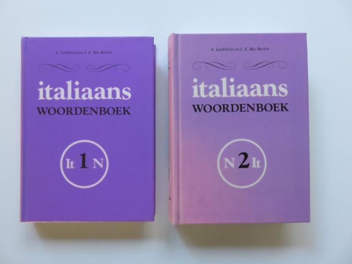 woordenboek Nederlands-Italiaans en Italiaans-Nederlands, Boeken, Woordenboeken, Zo goed als nieuw, Italiaans, Overige uitgevers