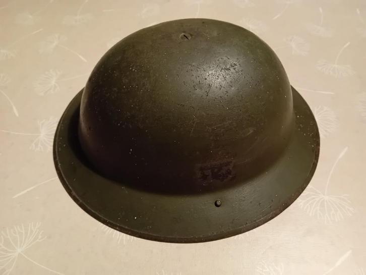 Belgische helm naar brits model, Verzamelen, Militaria | Algemeen, Landmacht, Helm of Baret, Overige gebieden, Ophalen of Verzenden