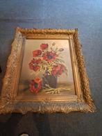 Schilderij met bloemen in gouden lijst van J schipper, Ophalen