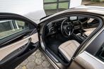BMW 5-serie Touring 520i Executive Leder Trekhaak LED Orig N, Automaat, 1998 cc, Gebruikt, 2000 kg