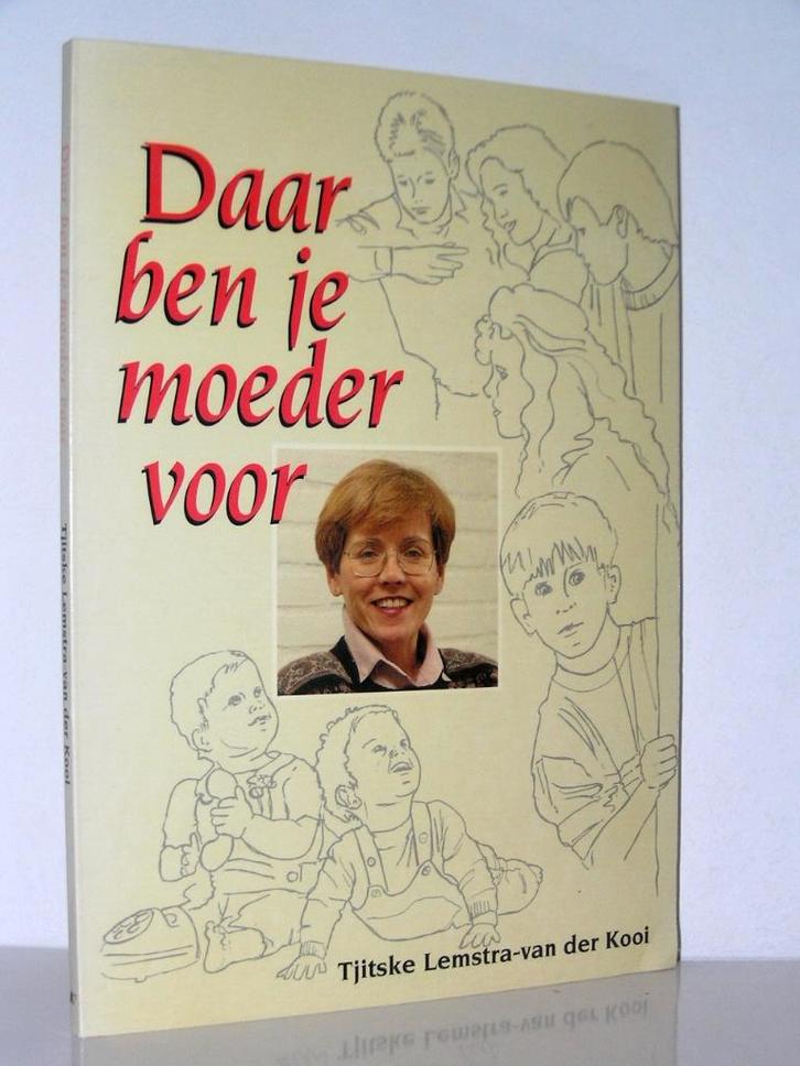 Tjitske Lemstra-van der Kooi - Daar ben je moeder voor, Boeken, Godsdienst en Theologie, Zo goed als nieuw, Christendom | Katholiek