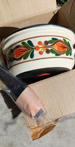 Vintage NEW OLD STOCK plaatstalen geemailleerde pan, Kookpan of Snelkookpan, Nieuw, Ophalen of Verzenden, Rvs