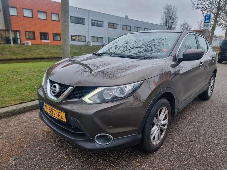 Nissan Qashqai 1.2 clima pdc lmv 2017 135dkm, Auto's, Nissan, Bedrijf, Qashqai, ABS, Airbags, Airconditioning, Bluetooth, Boordcomputer