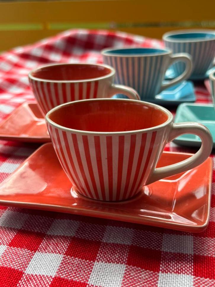 Vintage 7 Yves Roger espresso kopjes, Antiek en Kunst, Antiek | Servies compleet, Ophalen of Verzenden