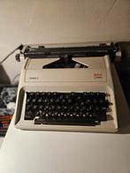 Vintage typemachine AEG Olympia Carina 3, Ophalen of Verzenden
