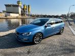 Volvo V60 D6 Twin Engine 288pk Geartronic AWD BOMVOL OPTIES, Automaat, 1800 kg, 4 cilinders, Blauw