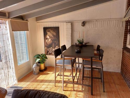 Stalen hoge tafel en 4 stoelen., Huis en Inrichting, Tafels | Statafels, Zo goed als nieuw, Ophalen