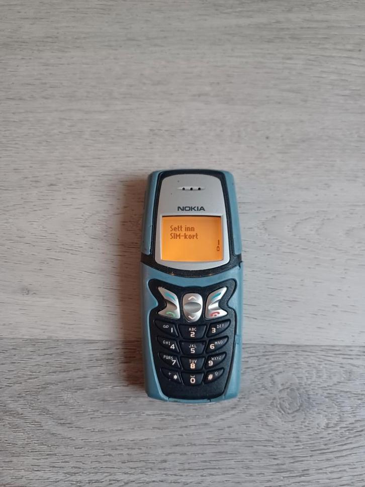 Zeldzame Nokia 5210 blauw in perfecte staat, Telecommunicatie, Mobiele telefoons | Hoesjes en Frontjes | Nokia, Zo goed als nieuw