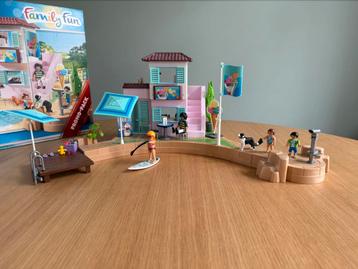 Playmobil Family Fun IJssalon aan de Haven 70279 beschikbaar voor biedingen