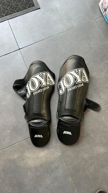 Kickbox Scheenbeschermens Joya - NU MEENEMEN beschikbaar voor biedingen