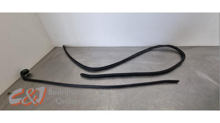 Schuifdeur Rubber rechts van een Peugeot Expert, Auto-onderdelen, Carrosserie en Plaatwerk, Peugeot, Gebruikt, 3 maanden garantie