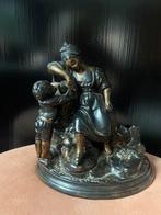Bronzen beeld met patina - Vrouw en kind, Ophalen of Verzenden