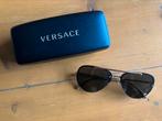 Versace zonnebril goudkleurig koopje, Sieraden, Tassen en Uiterlijk, Zonnebrillen en Brillen | Dames, Overige merken, Zonnebril
