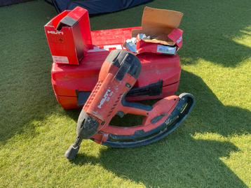 Hilti GX 100 Nagelpistool met Koffer en Nagels en plaatjes. beschikbaar voor biedingen