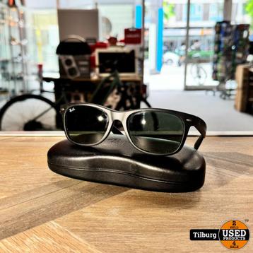 Rayban RB2132 NEW WAYFARER CLASSIC | in hoes beschikbaar voor biedingen