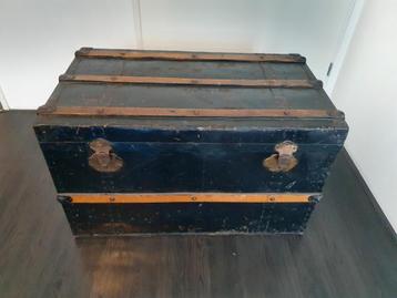 Antieke dekenkist (kist) beschikbaar voor biedingen