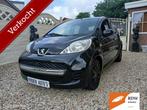 Peugeot 107 1.0-12V XR 5 deurs isofix, Voorwielaandrijving, Stof, Gebruikt, Zwart