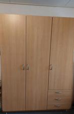 Kledingkast 3 deurs, Huis en Inrichting, Kasten | Kledingkasten, Gebruikt, 100 tot 150 cm, 150 tot 200 cm, Overige houtsoorten