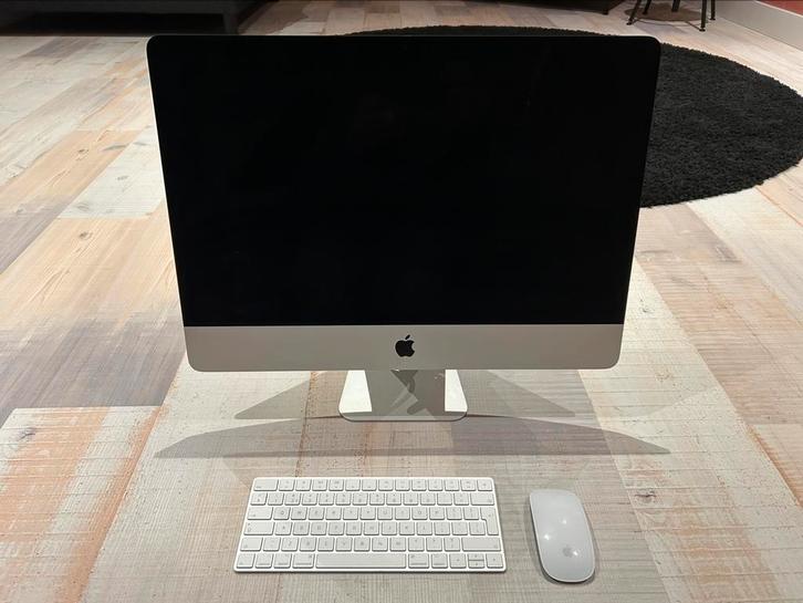 iMac 21,5" Retina 4K-display 2019, Computers en Software, Apple Desktops, Gebruikt, iMac, Onbekend, 3 tot 4 Ghz, 8 GB, Ophalen
