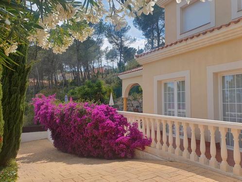 MEIVAKANTIE Villa met zwembad bij Sitges Spanje en Barcelona, Vakantie, Vakantiehuizen | Spanje, Costa Dorada, Landhuis of Villa