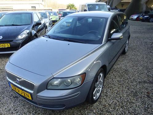Volvo V50 1.8 Elite airco cruise control trekhaak 17 inch sp, Auto's, Volvo, Bedrijf, Te koop, V50, ABS, Airbags, Airconditioning