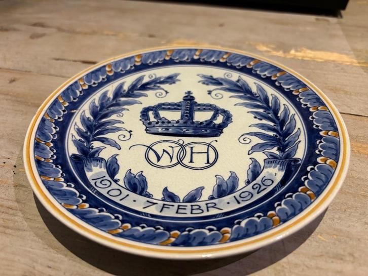Antiek Delfts Blauw wandbord 25 jarig huwelijk Wilhelmina, Antiek en Kunst, Antiek | Wandborden en Tegels, Ophalen of Verzenden