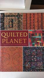 Quilt boek; Quilted planet, Boeken, Hobby en Vrije tijd, Gelezen, Celia Eddy, Ophalen