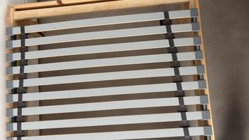 IKEA Neiden bed met Lönset lattenbodem - 90x200 - afbeelding 7