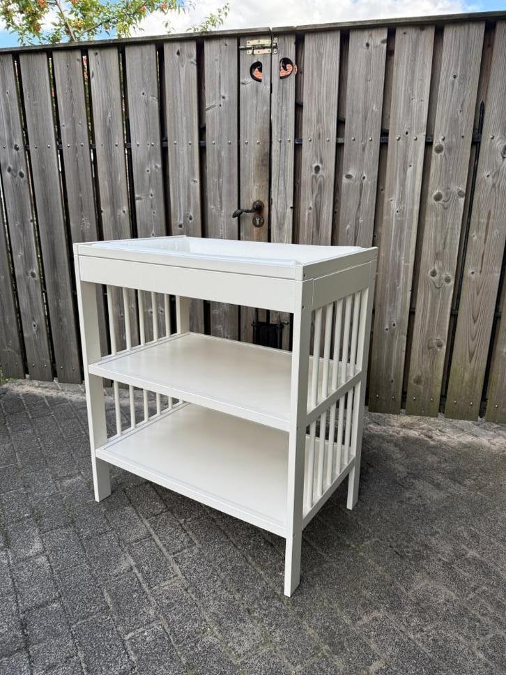 IKEA Gulliver commode wit + aankleedkussen, Kinderen en Baby's, Kinderkamer | Commodes en Kasten, Zo goed als nieuw, 90 tot 105 cm