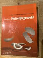 Basisboek Huiselijk Geweld - Janssen, Wentzel, Schakenraad, Ophalen of Verzenden, Zo goed als nieuw, Maatschappij en Samenleving