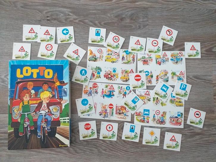 Lotto verkeersborden, Hobby en Vrije tijd, Gezelschapsspellen | Kaartspellen, Zo goed als nieuw, Een of twee spelers, Drie of vier spelers