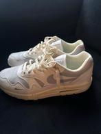 Nike Air Max 1 x Patta, Wit, Nieuw, Ophalen of Verzenden, Sneakers of Gympen