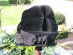 Schattig zwart antiek dameshoedje hoedje in perfecte staat., Antiek en Kunst, Antiek | Kleding en Accessoires, Ophalen of Verzenden