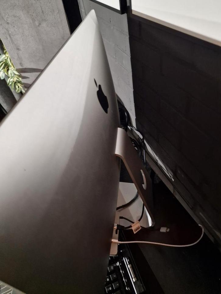 Zo goed als nieuwe iMac, Computers en Software, Apple Desktops, Zo goed als nieuw, iMac, Onbekend, Onbekend, 8 GB, Ophalen