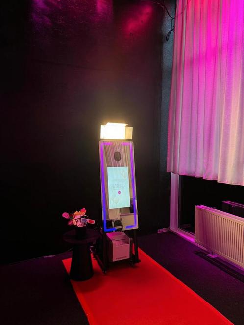 Magic Photobooth verhuur, Hobby en Vrije tijd, Feestartikelen | Verhuur, Nieuw, Verjaardag, Verzenden