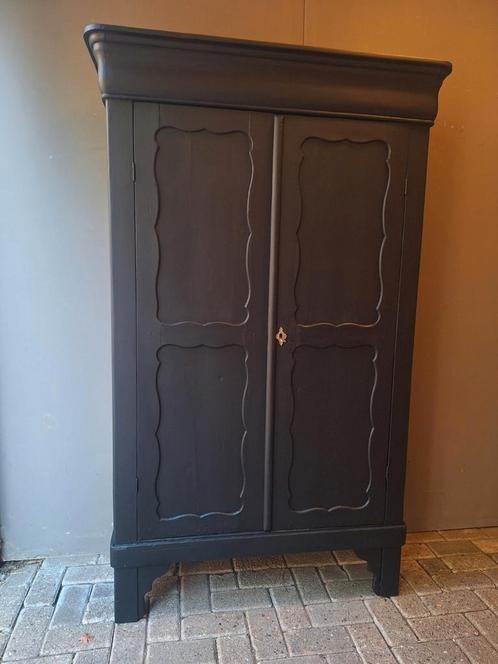 Mat zwarte biedermeier meidenkast legkast kledingkast, Antiek en Kunst, Antiek | Meubels | Kasten, Ophalen of Verzenden