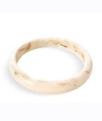 Resin bangle Things I Like Things I Love, Sieraden, Tassen en Uiterlijk, Armbanden, Ophalen of Verzenden, Nieuw, Beige, Kunststof of Plastic