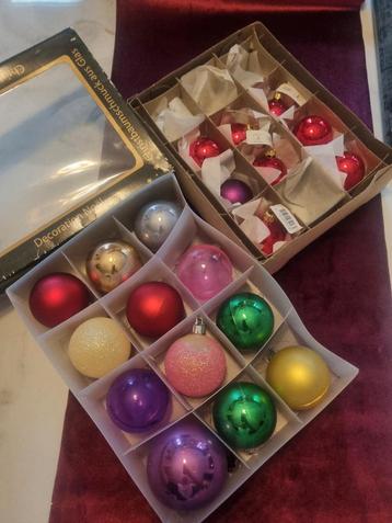 Vintage kerstballen multicoller glas en plastic  beschikbaar voor biedingen