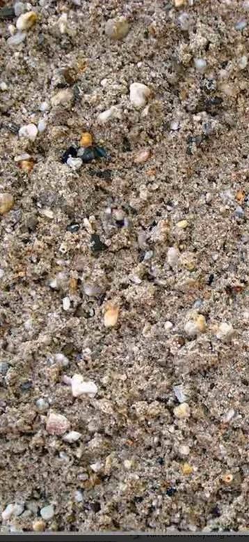Grindzand, betonzand BEZORGKOSTEN vanaf €45,- los of big bag beschikbaar voor biedingen