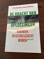 De Kracht van Oplossingen - Handboek Oplossingsgericht Werke, Ophalen of Verzenden, Zo goed als nieuw