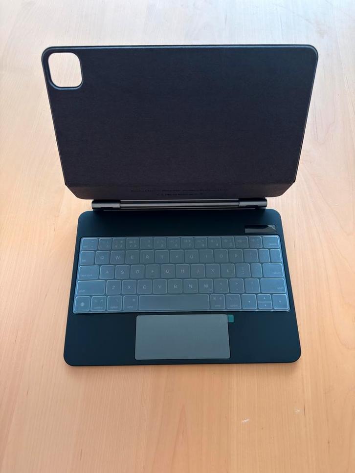 Bluetooth Smart Keyboard voor iPad pro 11, Computers en Software, Toetsenborden, Zo goed als nieuw, Qwerty, Draadloos, Opvouwbaar