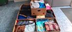 9 volle dozen goede dames / heren kleding diverse maten, Ophalen, Gedragen