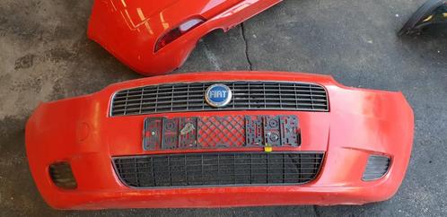 FIAT GRANDE PUNTO VOORBUMPER BJ 2005, Auto-onderdelen, Carrosserie en Plaatwerk, Bumper, Voor, Gebruikt, Ophalen of Verzenden